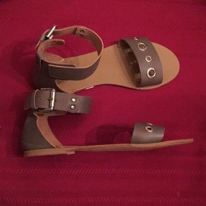 NWOT.  Taupe sandals